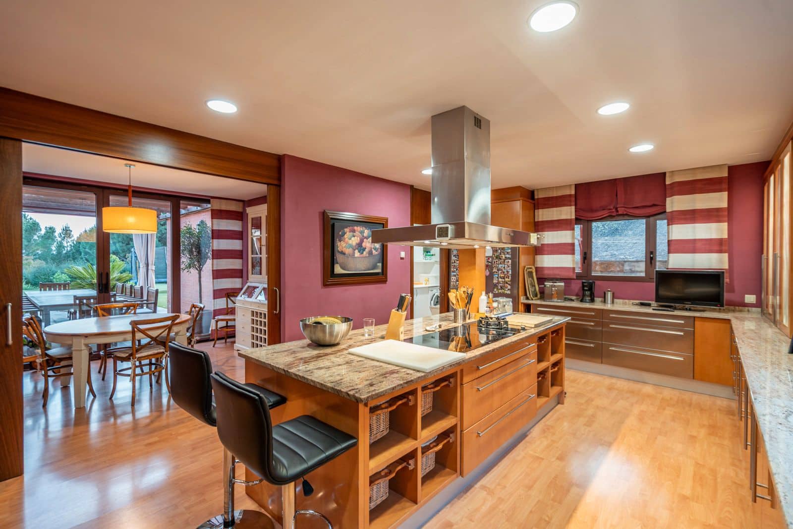 7 slaapkamer Villa te koop in Las Rozas de Madrid met zwembad garage - € 2.900.000 (Ref: 9696891)