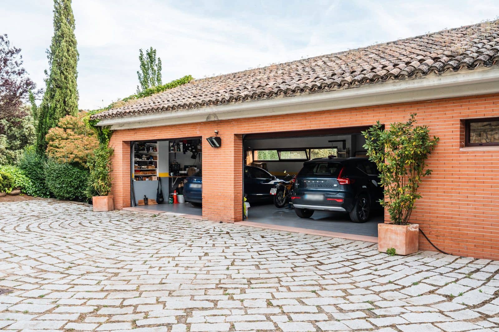7 slaapkamer Villa te koop in Las Rozas de Madrid met zwembad garage - € 2.900.000 (Ref: 9696891)