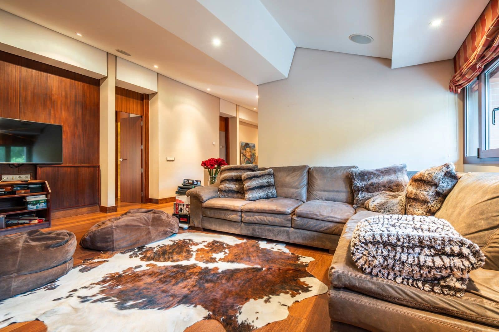 7 slaapkamer Villa te koop in Las Rozas de Madrid met zwembad garage - € 2.900.000 (Ref: 9696891)