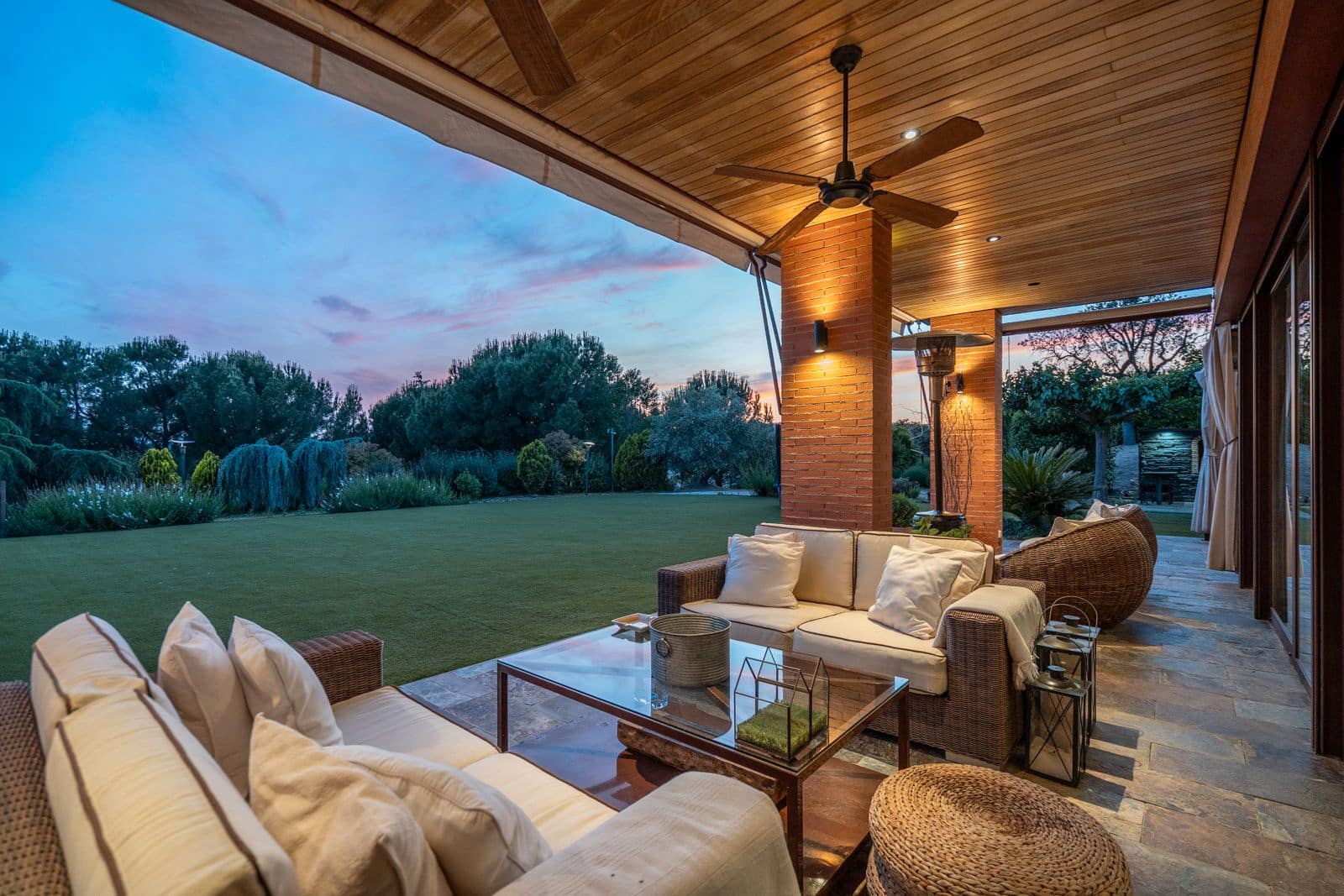 7 slaapkamer Villa te koop in Las Rozas de Madrid met zwembad garage - € 2.900.000 (Ref: 9696891)