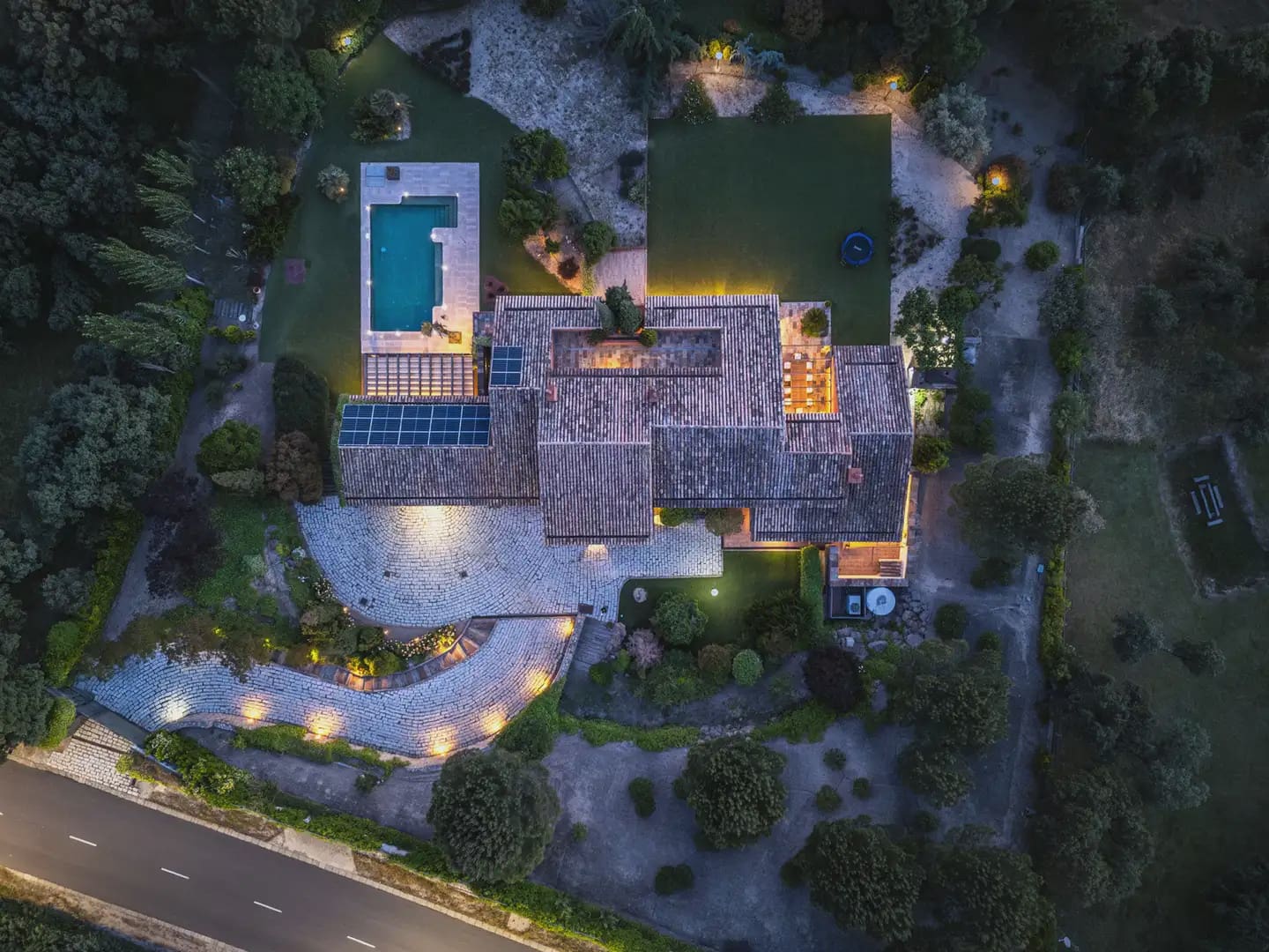 7 soverom Villa til salgs i Las Rozas de Madrid med svømmebasseng garasje - € 2 500 000 (Ref: 9696891)