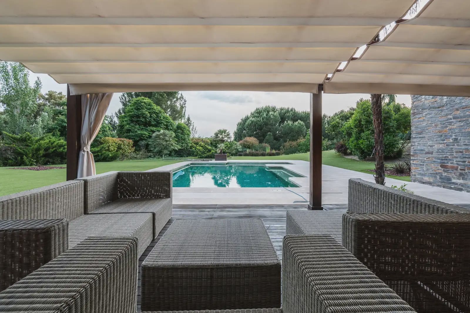 7 soverom Villa til salgs i Las Rozas de Madrid med svømmebasseng garasje - € 2 500 000 (Ref: 9696891)