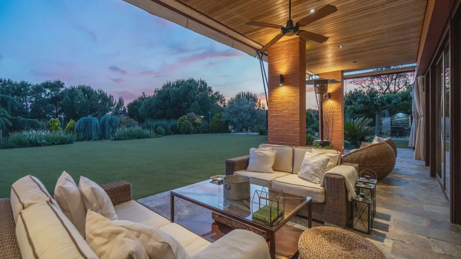 7 soverom Villa til salgs i Las Rozas de Madrid med svømmebasseng garasje - € 2 500 000 (Ref: 9696891)