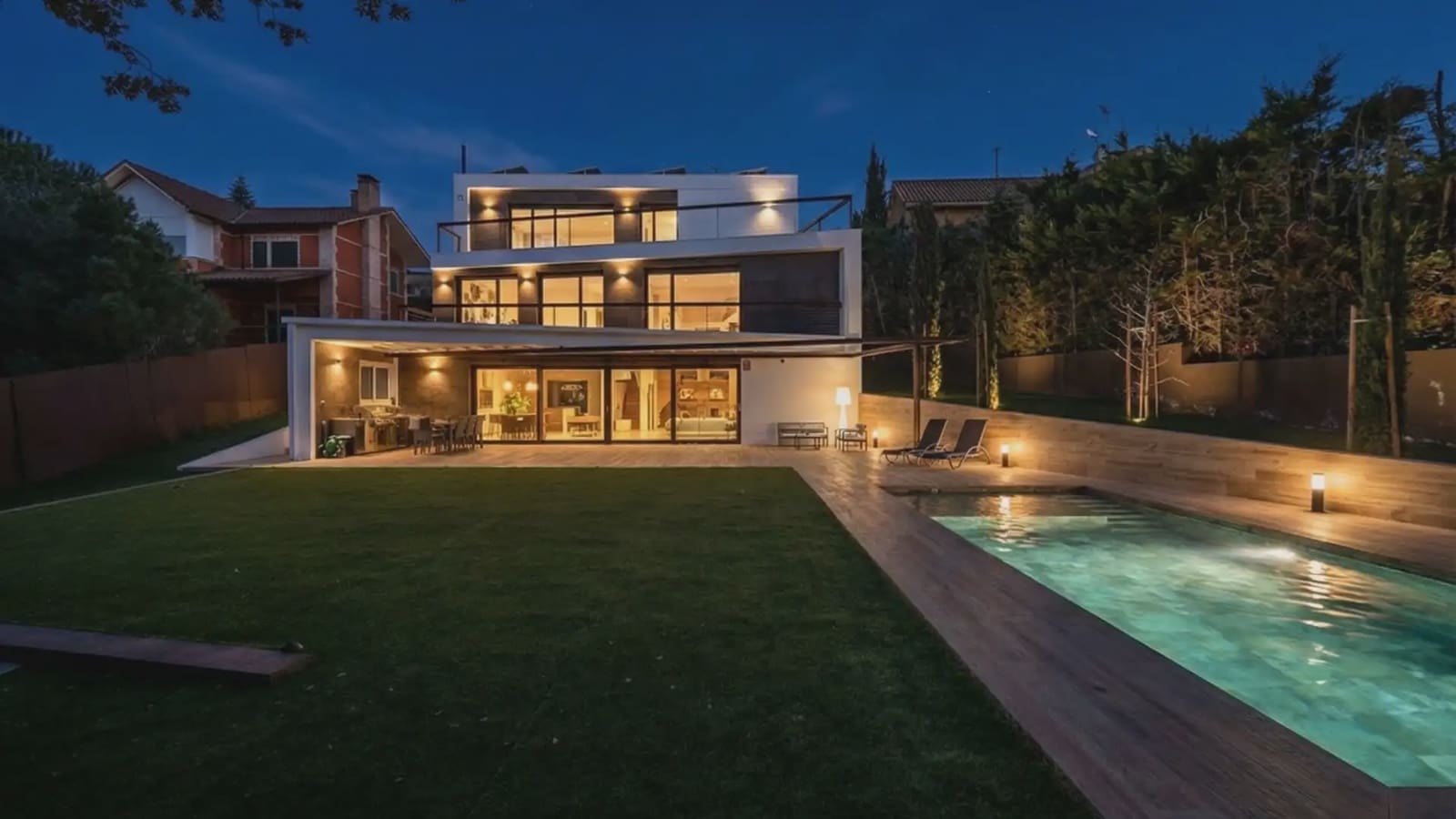 6 soverom Villa til salgs i Torrelodones med svømmebasseng garasje - € 1 717 000 (Ref: 9747370)