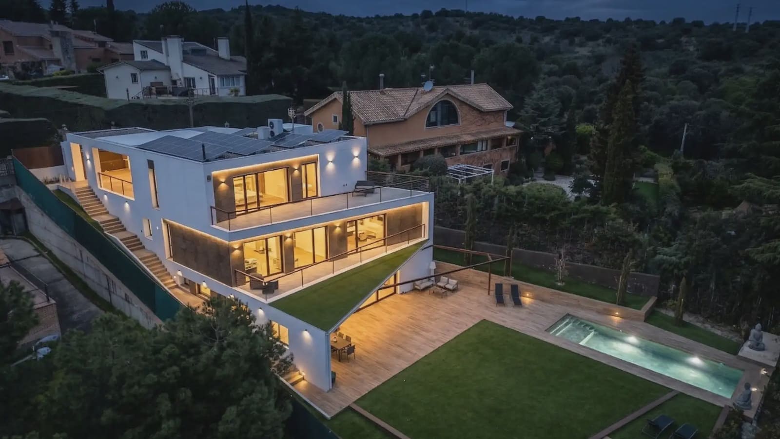 6 soverom Villa til salgs i Torrelodones med svømmebasseng garasje - € 1 717 000 (Ref: 9747370)