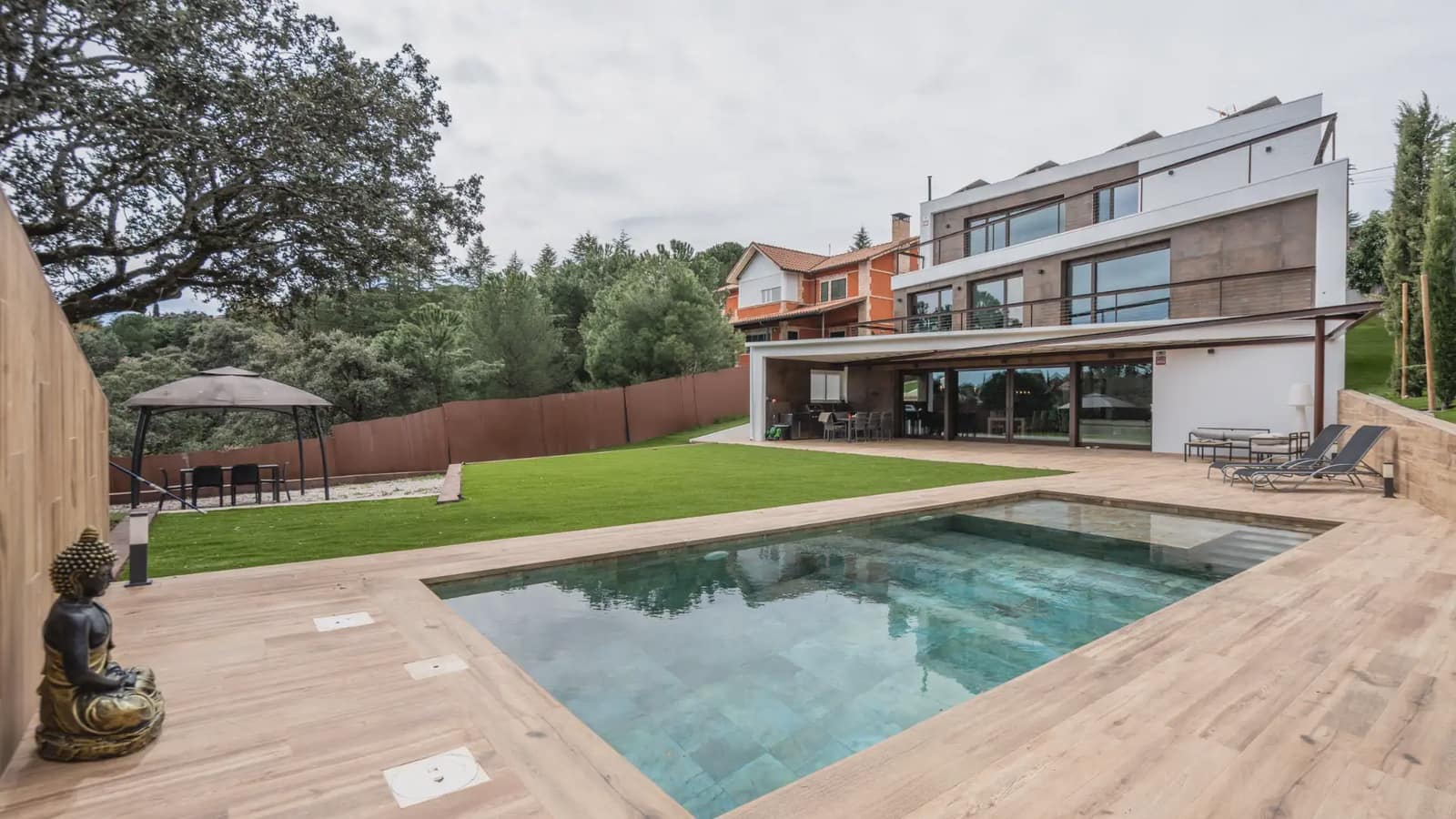 6 soverom Villa til salgs i Torrelodones med svømmebasseng garasje - € 1 717 000 (Ref: 9747370)