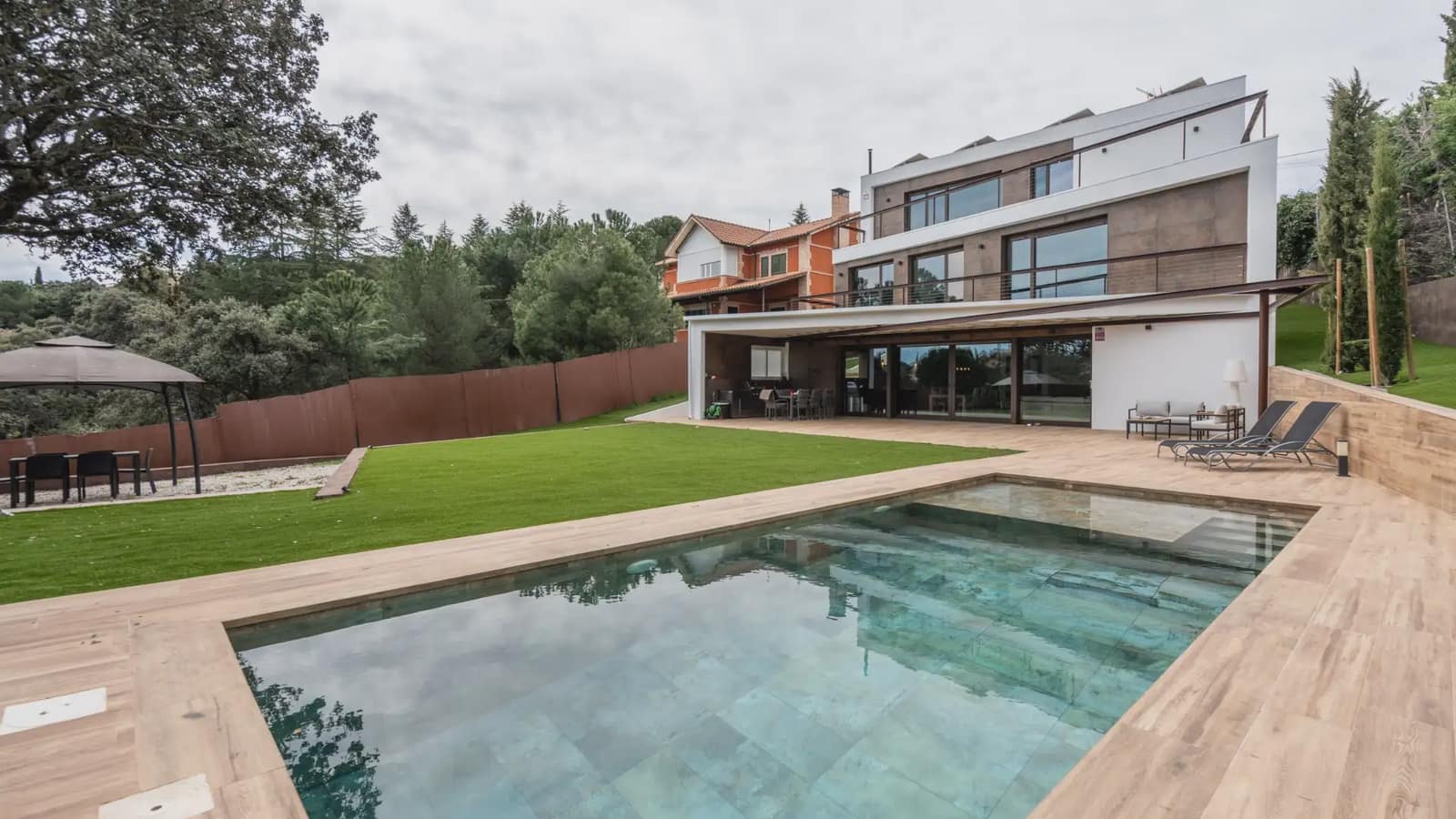 6 soverom Villa til salgs i Torrelodones med svømmebasseng garasje - € 1 717 000 (Ref: 9747370)