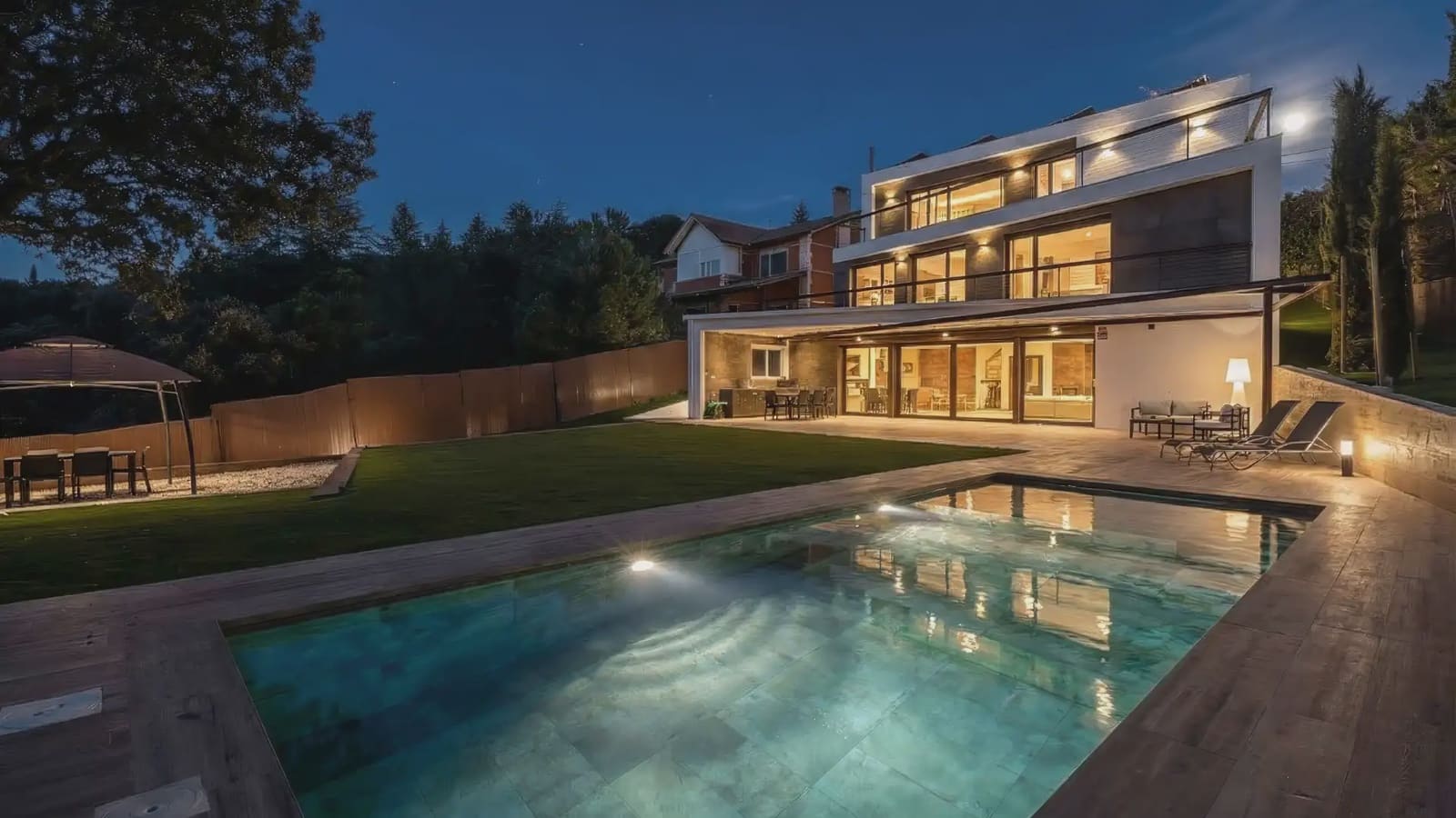 6 soverom Villa til salgs i Torrelodones med svømmebasseng garasje - € 1 717 000 (Ref: 9747370)