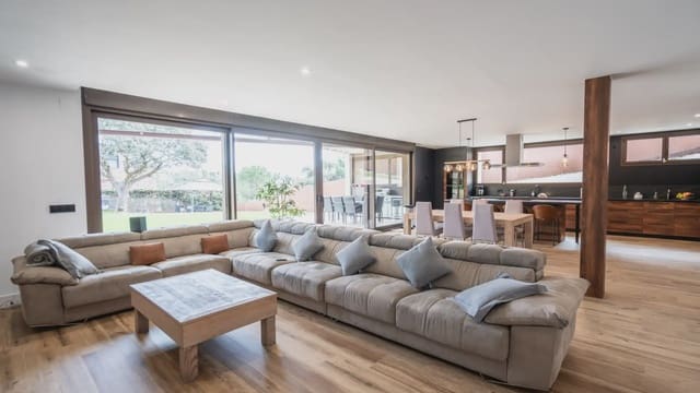 6 soverom Villa til salgs i Torrelodones med svømmebasseng garasje - € 1 717 000 (Ref: 9747370)