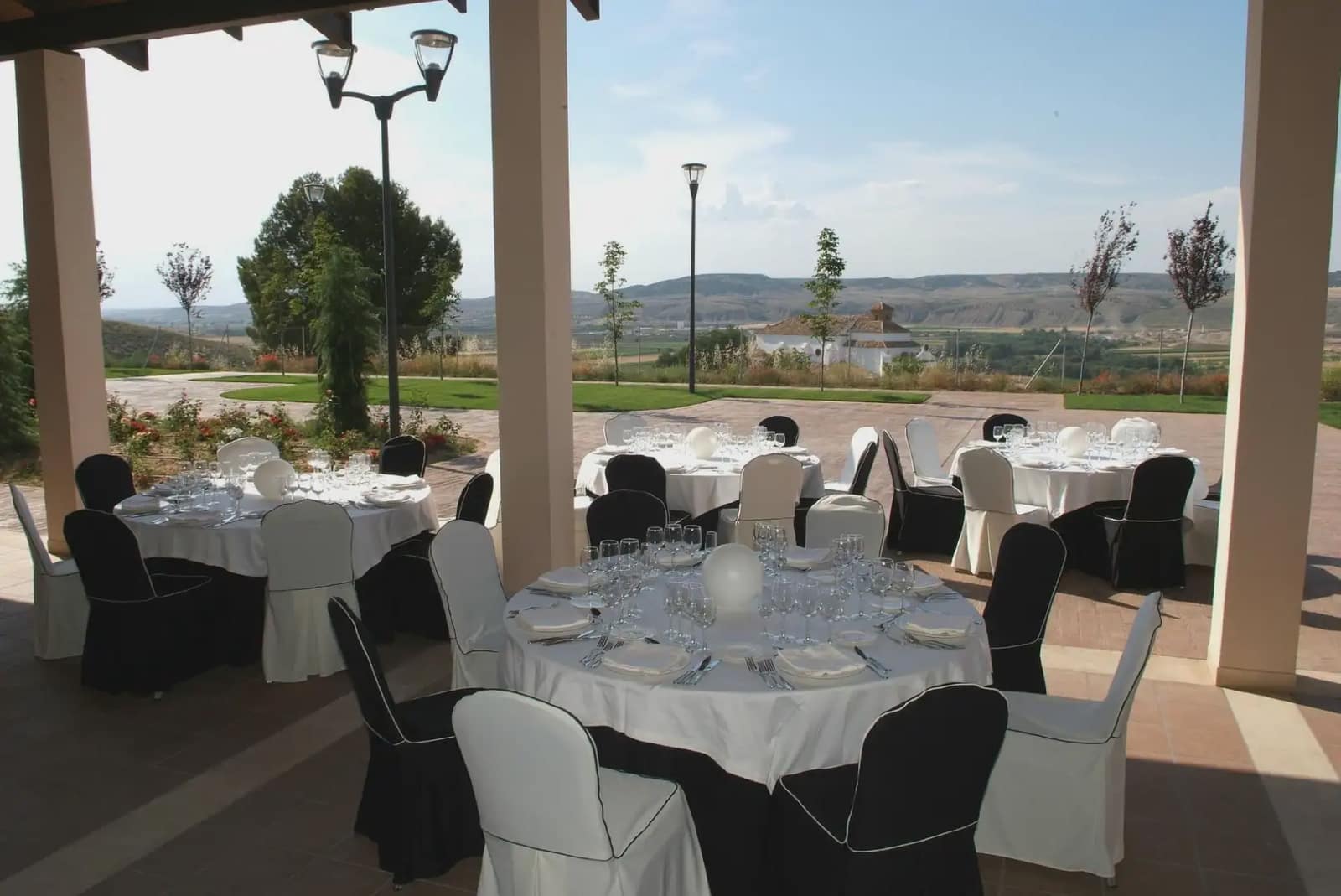 56 bedroom Hotel for sale in Villarrubia de Santiago with pool - € 4,000,000 (Ref: 9750922)