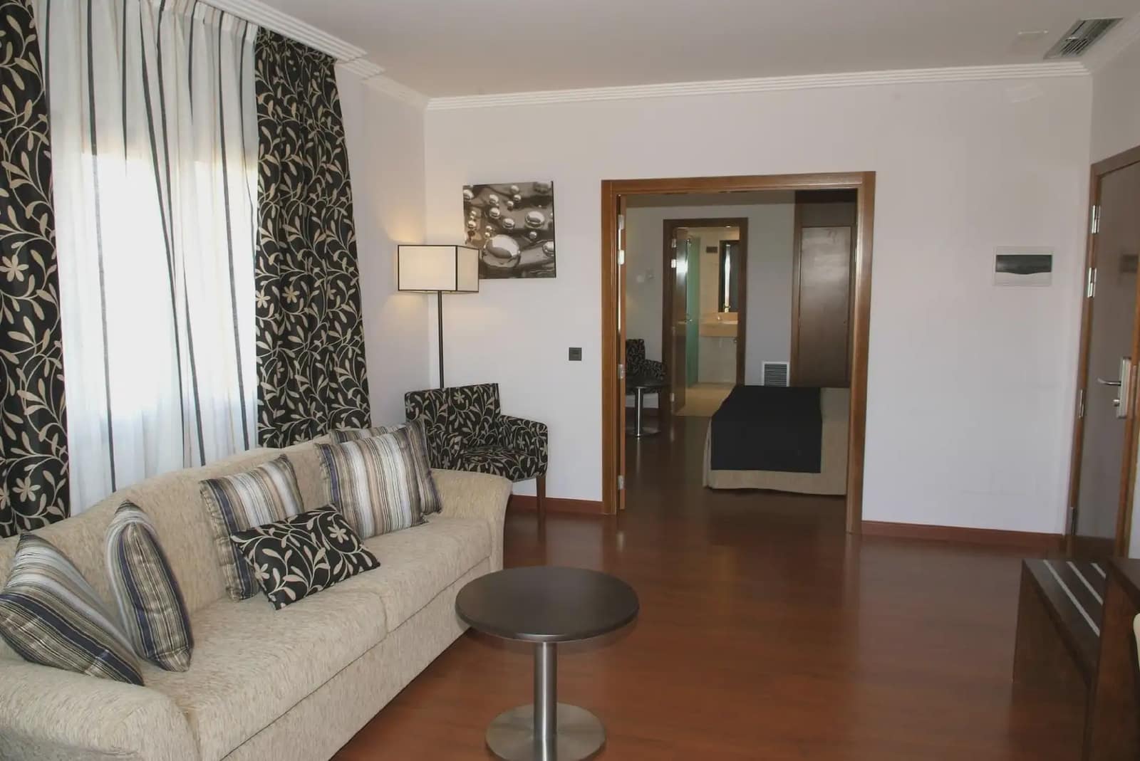 56 bedroom Hotel for sale in Villarrubia de Santiago with pool - € 4,000,000 (Ref: 9750922)