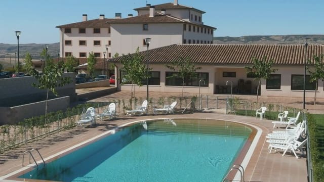 56 bedroom Hotel for sale in Villarrubia de Santiago with pool - € 4,000,000 (Ref: 9750922)