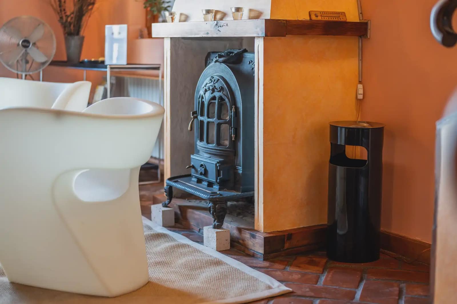 3 bedroom Commercial for sale in Belmonte de Tajo - € 640,000 (Ref: 9768980)