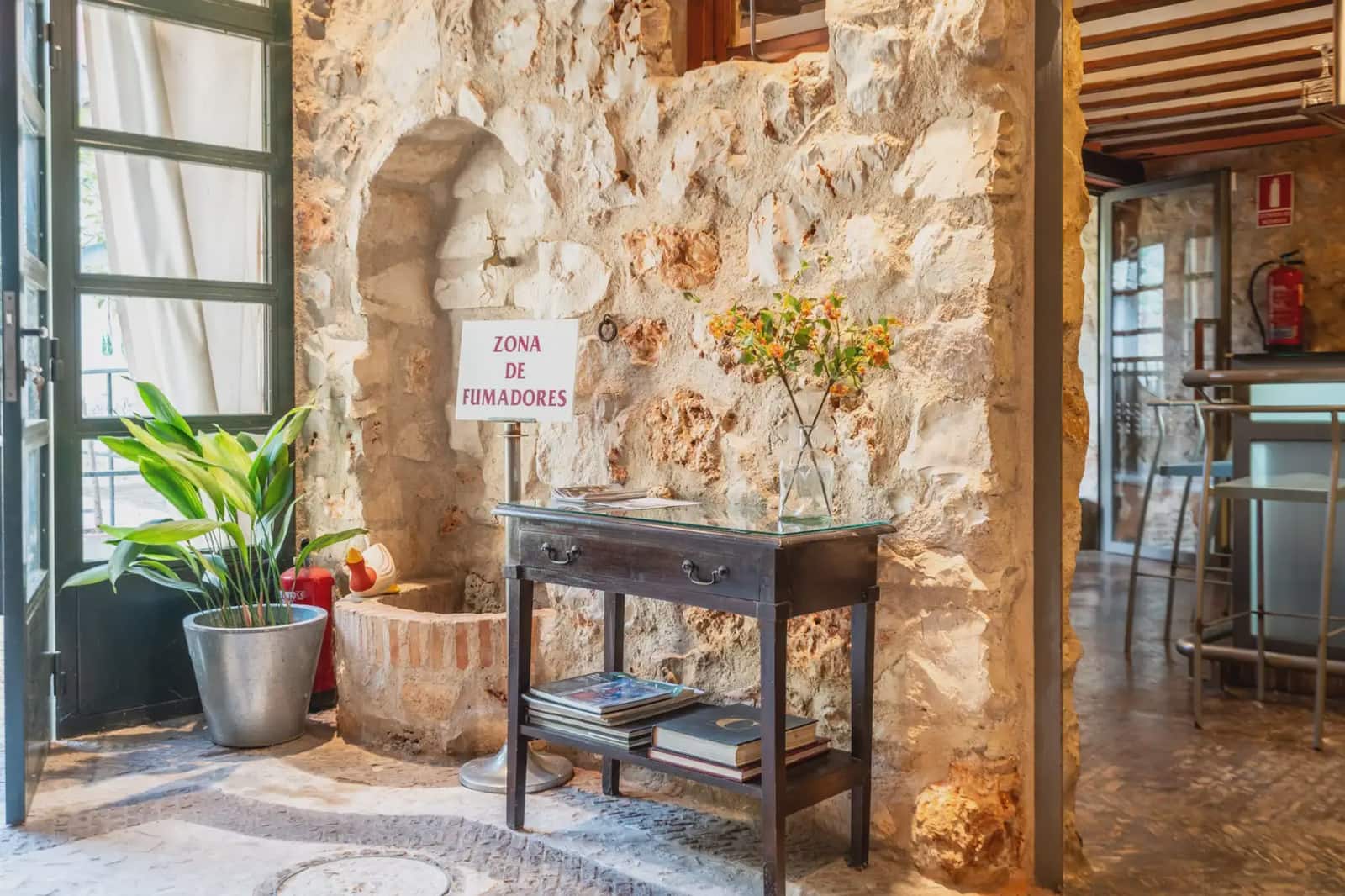 3 bedroom Commercial for sale in Belmonte de Tajo - € 640,000 (Ref: 9768980)