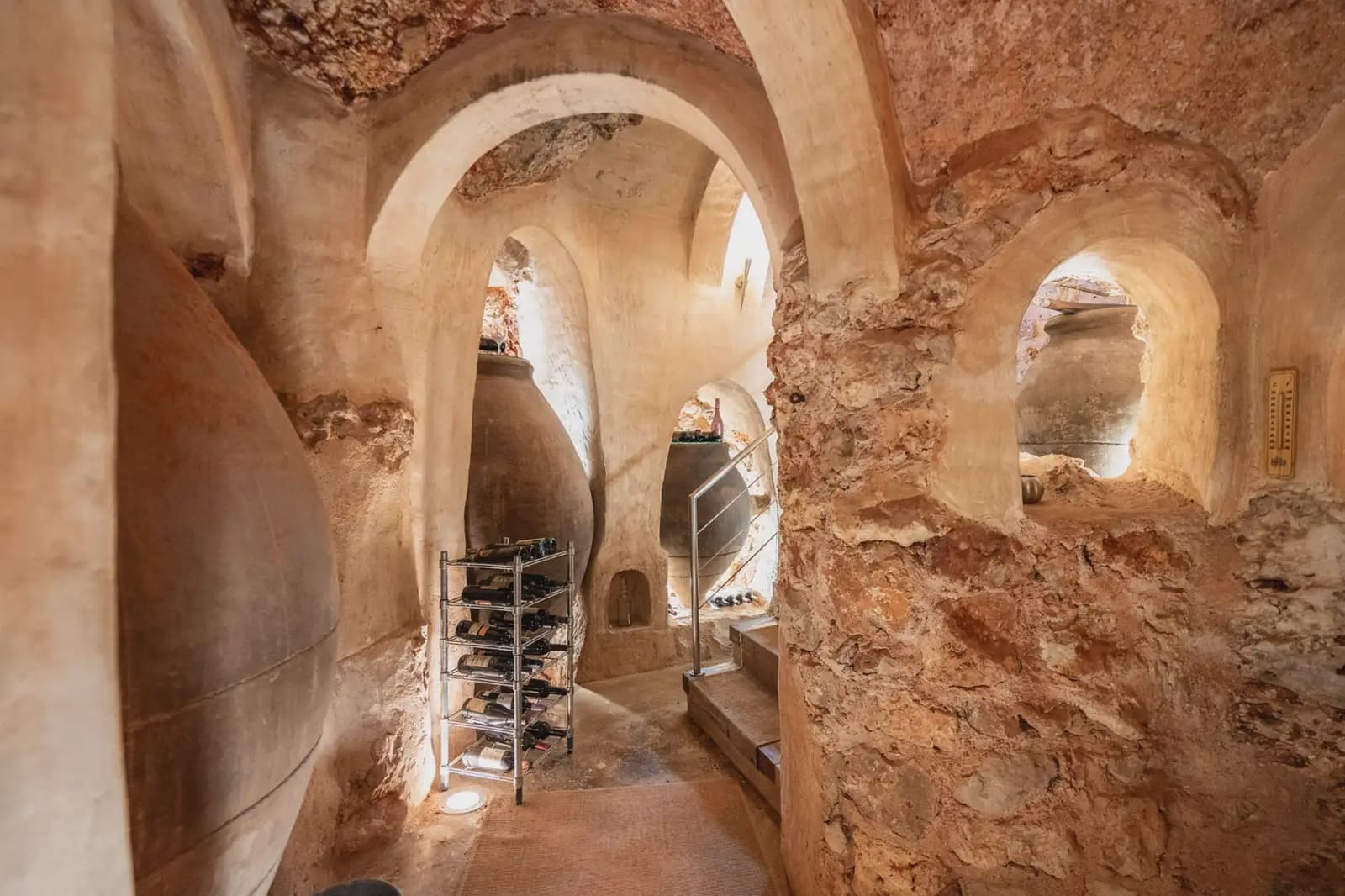 3 bedroom Commercial for sale in Belmonte de Tajo - € 640,000 (Ref: 9768980)