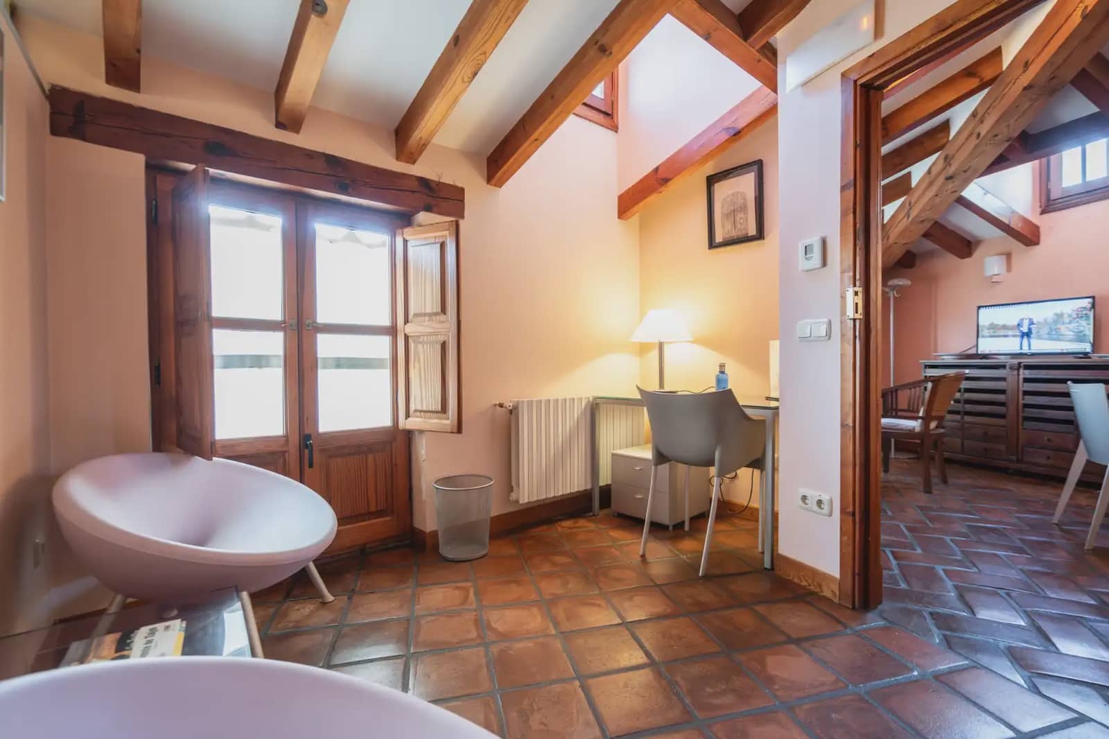 3 bedroom Commercial for sale in Belmonte de Tajo - € 640,000 (Ref: 9768980)