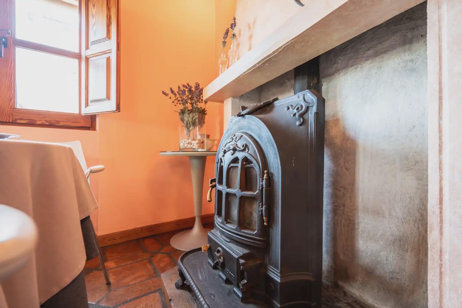 3 bedroom Commercial for sale in Belmonte de Tajo - € 640,000 (Ref: 9768980)