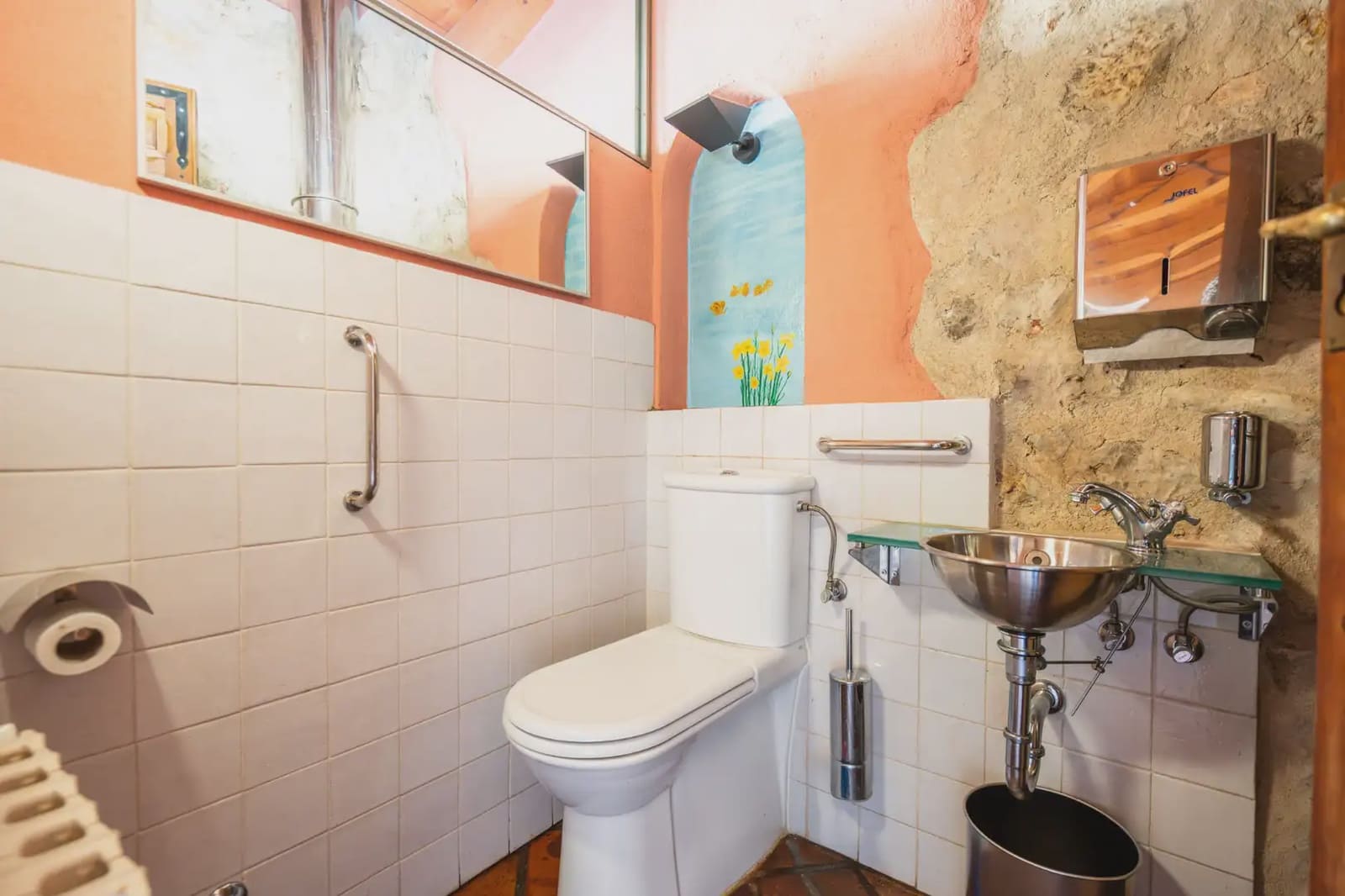 3 bedroom Commercial for sale in Belmonte de Tajo - € 640,000 (Ref: 9768980)