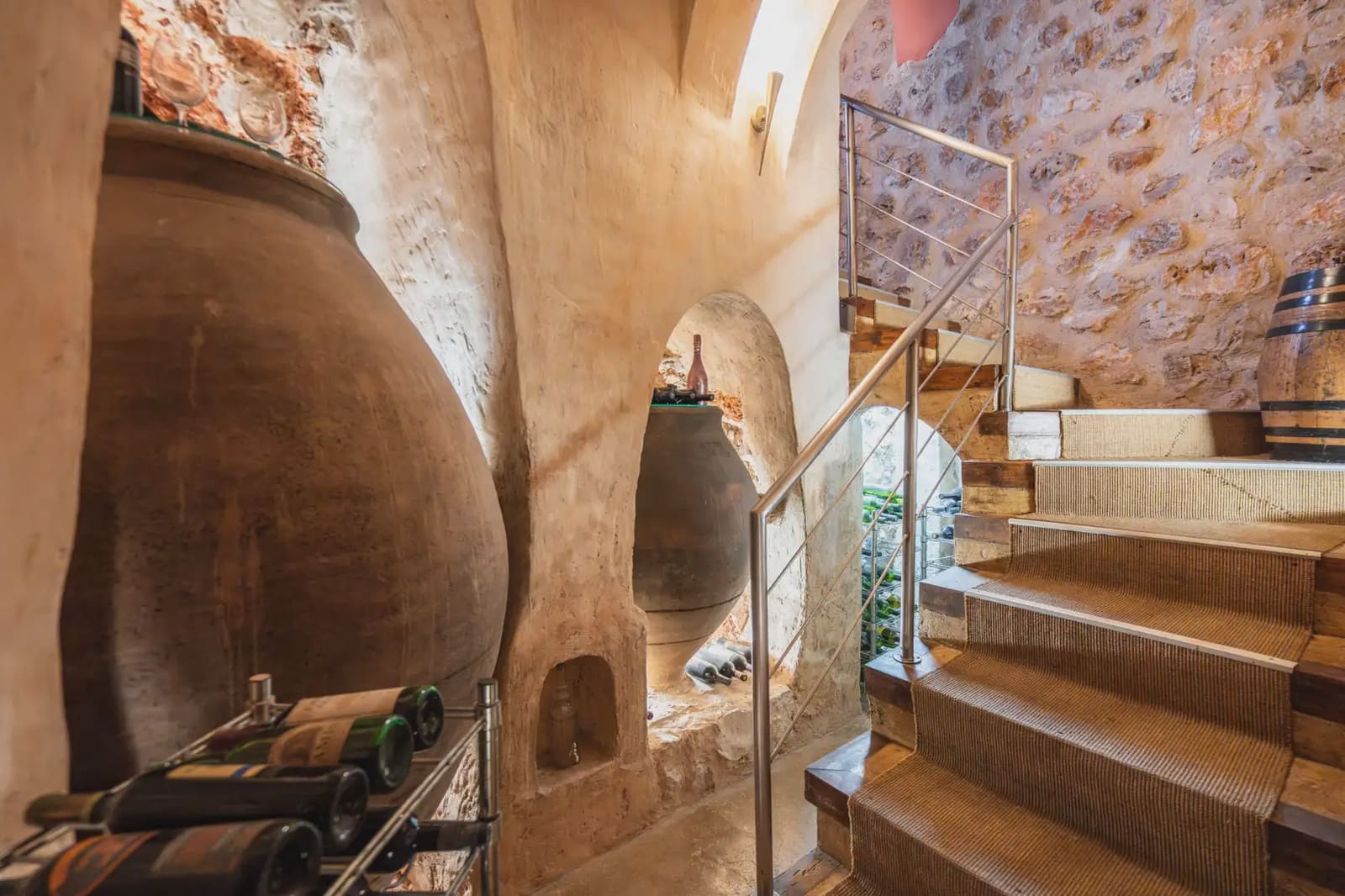 3 bedroom Commercial for sale in Belmonte de Tajo - € 640,000 (Ref: 9768980)