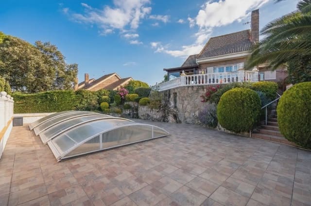 4 sovrum Semi-fristående Villa till salu i Galapagar med pool garage - 700 000 € (Ref: 9770991)