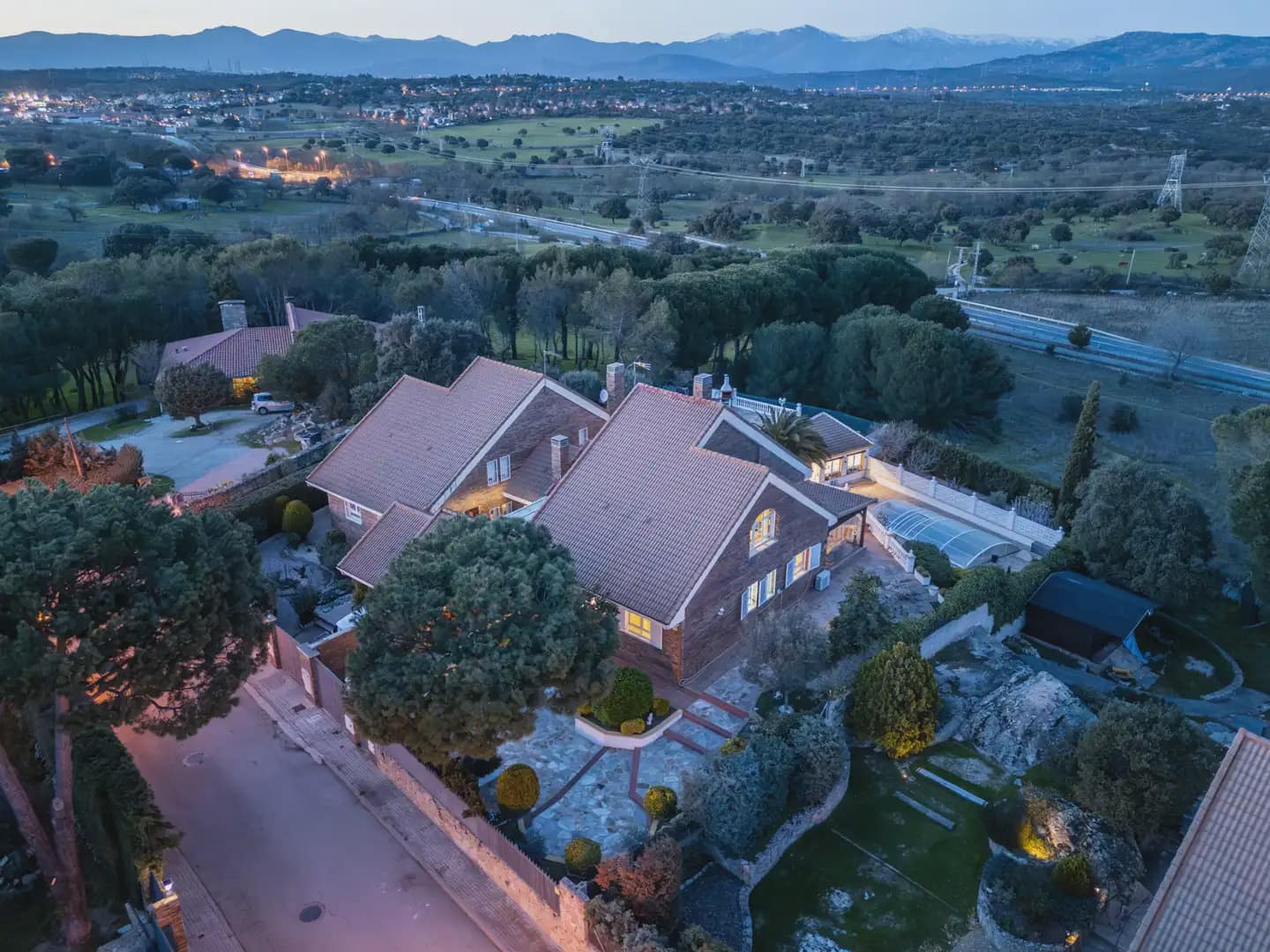 4 sovrum Semi-fristående Villa till salu i Galapagar med pool garage - 700 000 € (Ref: 9770991)