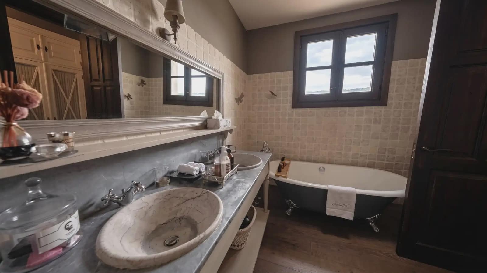 20 slaapkamer Finca/Landhuis te koop in Argamasilla de Alba met zwembad garage - € 8.000.000 (Ref: 9782492)