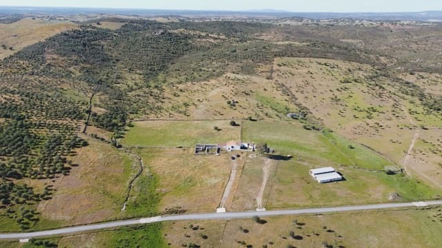 2 sovrum Finca/Hus på landet till salu i Paymogo - 650 000 € (Ref: 9787892)