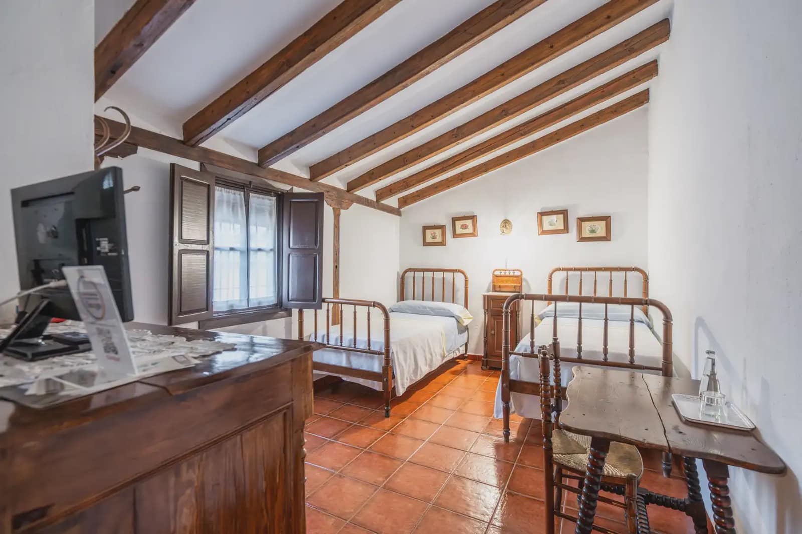 14 bedroom Hotel for sale in El Toboso - € 690,000 (Ref: 9789852)