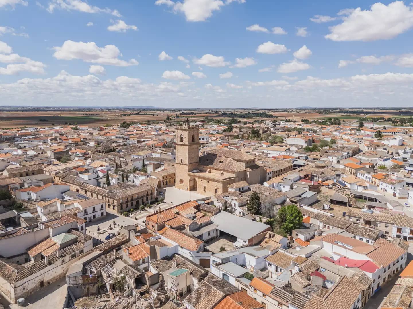 14 bedroom Hotel for sale in El Toboso - € 690,000 (Ref: 9789852)