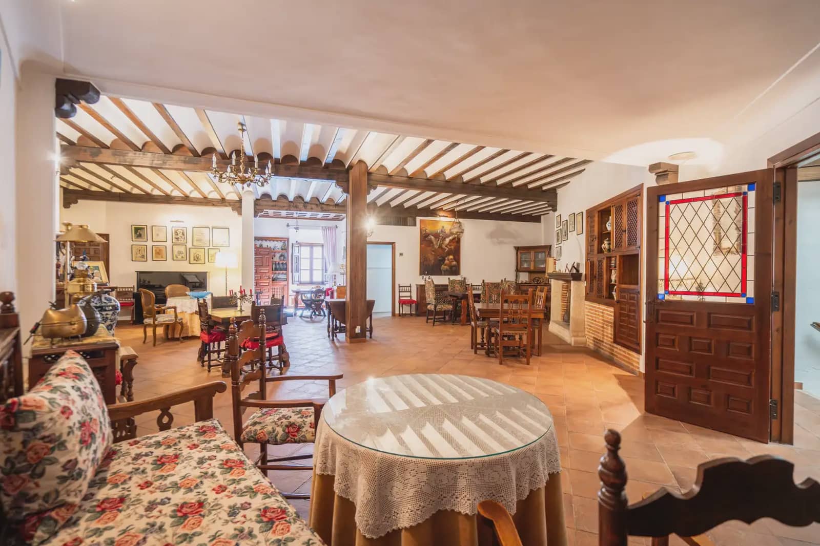 14 bedroom Hotel for sale in El Toboso - € 690,000 (Ref: 9789852)