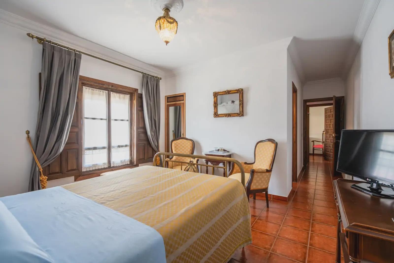 14 bedroom Hotel for sale in El Toboso - € 690,000 (Ref: 9789852)