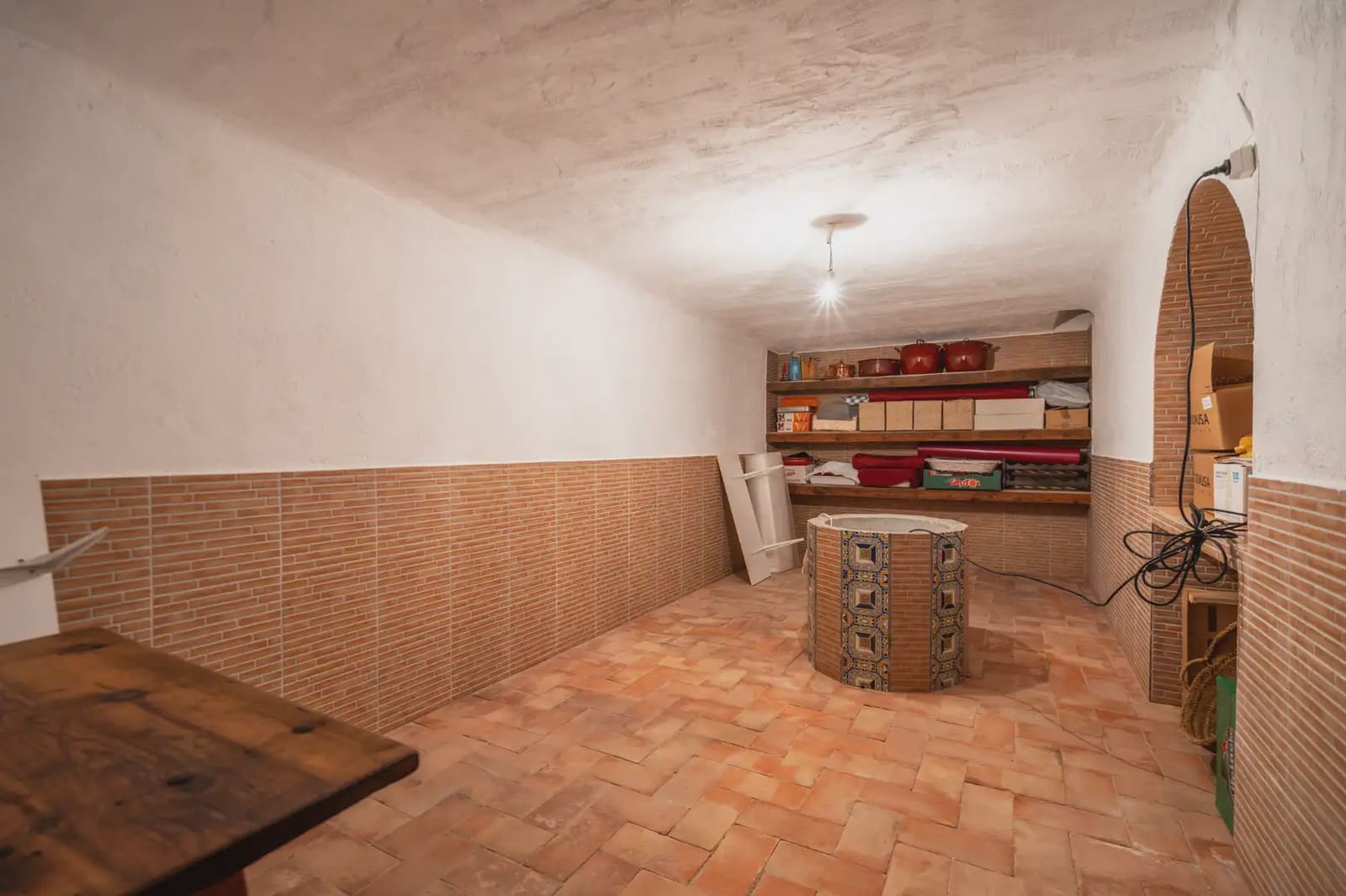 14 bedroom Hotel for sale in El Toboso - € 690,000 (Ref: 9789852)