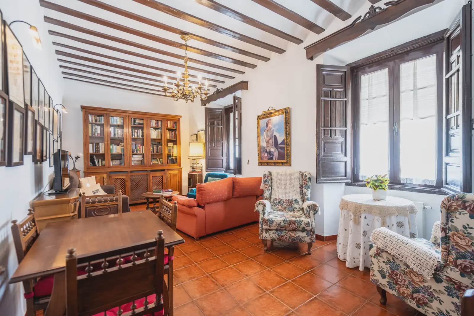 14 bedroom Hotel for sale in El Toboso - € 690,000 (Ref: 9789852)