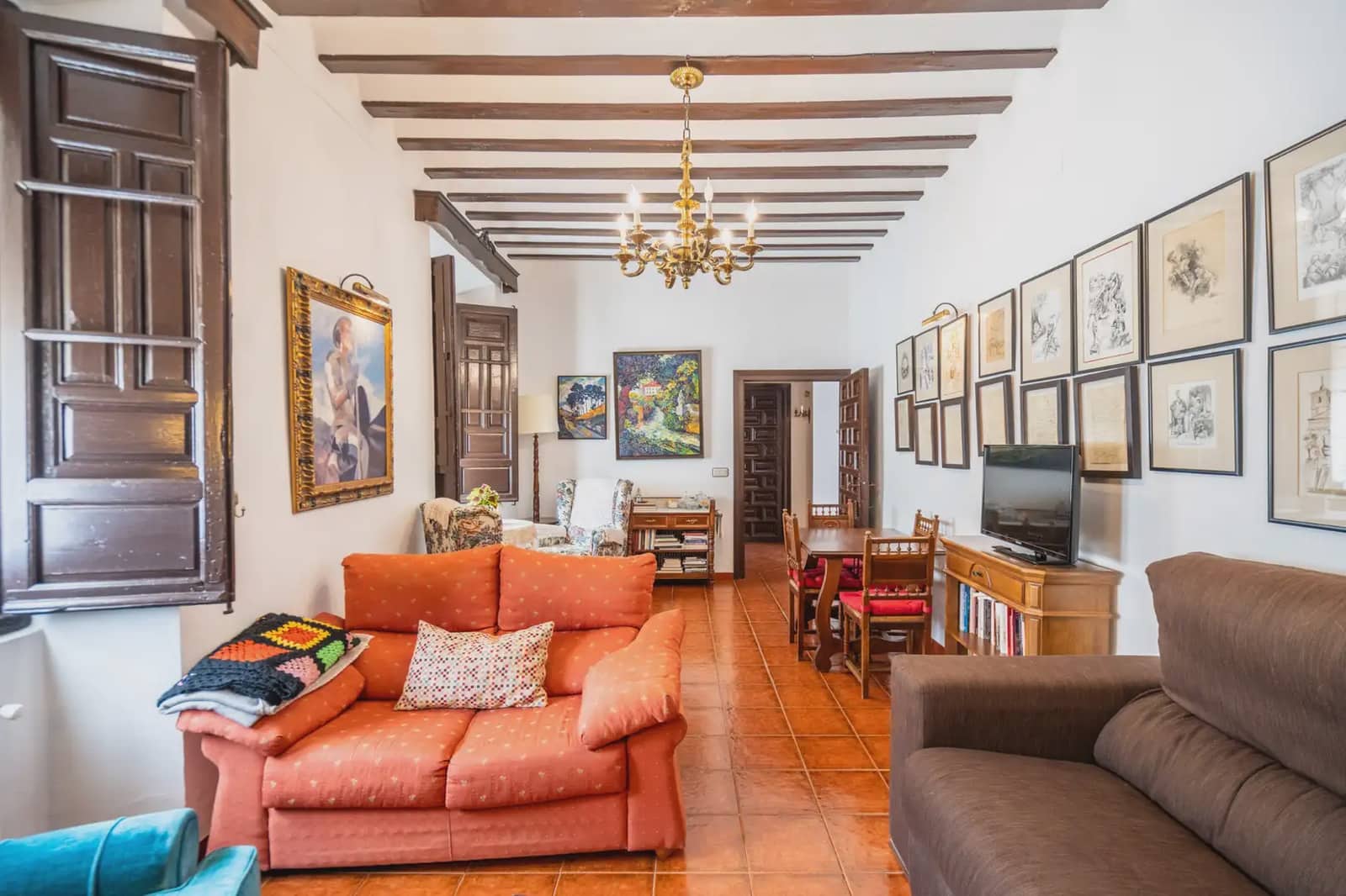 14 bedroom Hotel for sale in El Toboso - € 690,000 (Ref: 9789852)