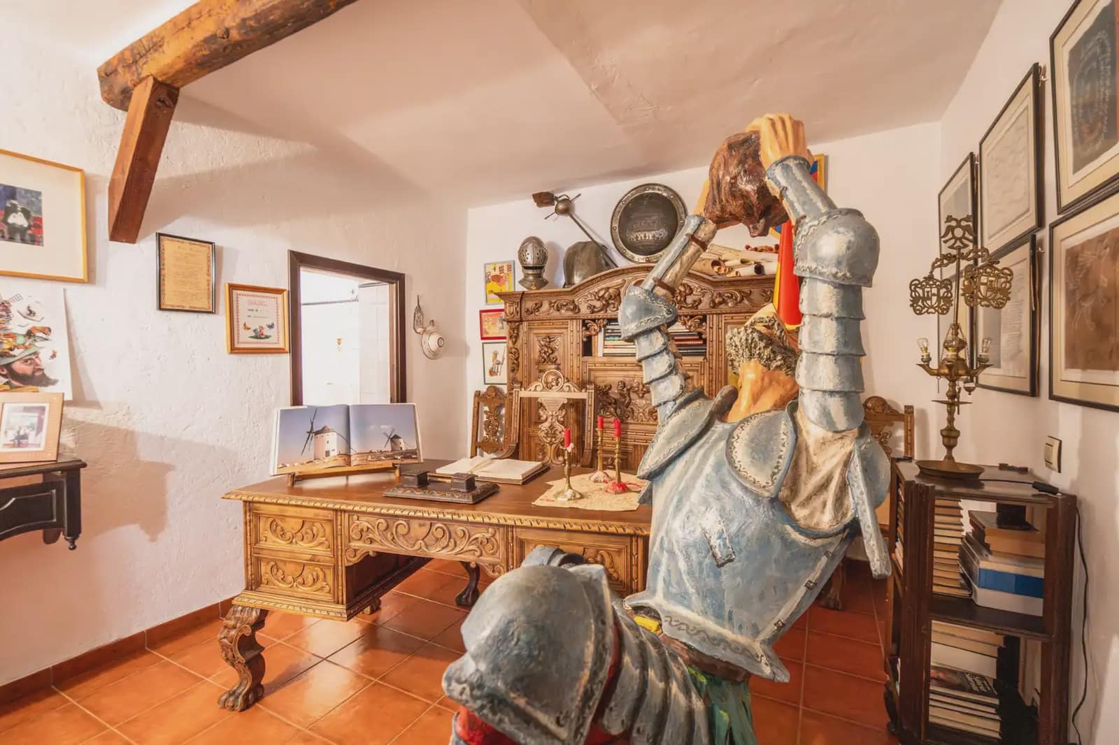 14 bedroom Hotel for sale in El Toboso - € 690,000 (Ref: 9789852)