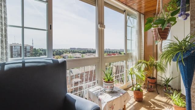 3 chambre Appartement à vendre à Pueblo Nuevo, Madrid ville - 340 000 € (Ref: 9793168)