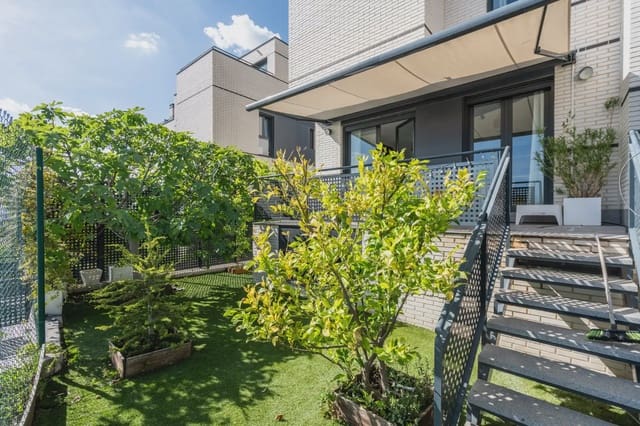 5 camera da letto Villetta Bifamiliare in vendita in Colmenar Viejo con piscina garage - 790.000 € (Rif: 9807446)