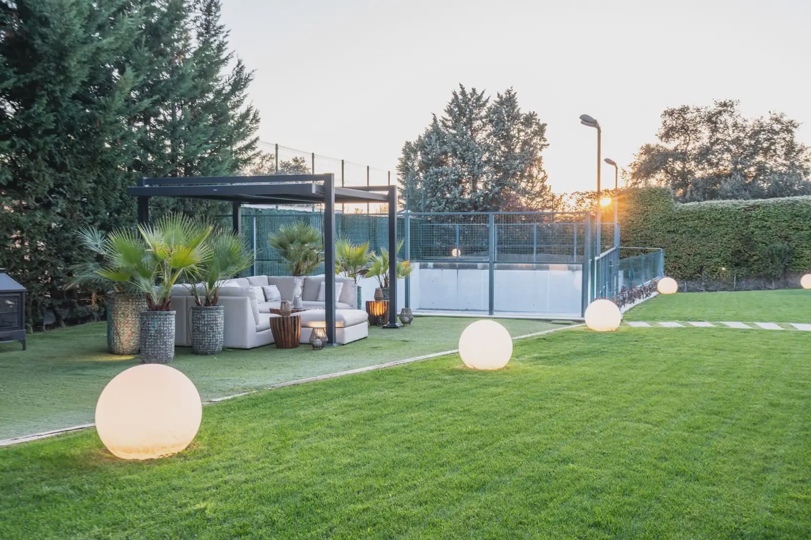 6 Zimmer Villa zu verkaufen in Villaviciosa de Odon mit Pool Garage - 3.000.000 € (Ref: 9809416)