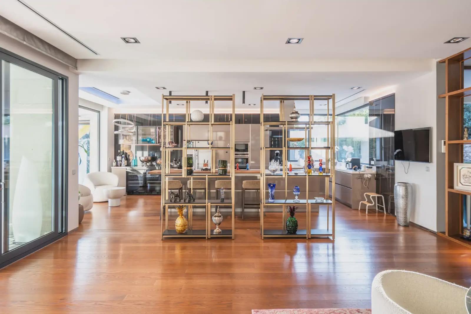 6 Zimmer Villa zu verkaufen in Villaviciosa de Odon mit Pool Garage - 3.000.000 € (Ref: 9809416)