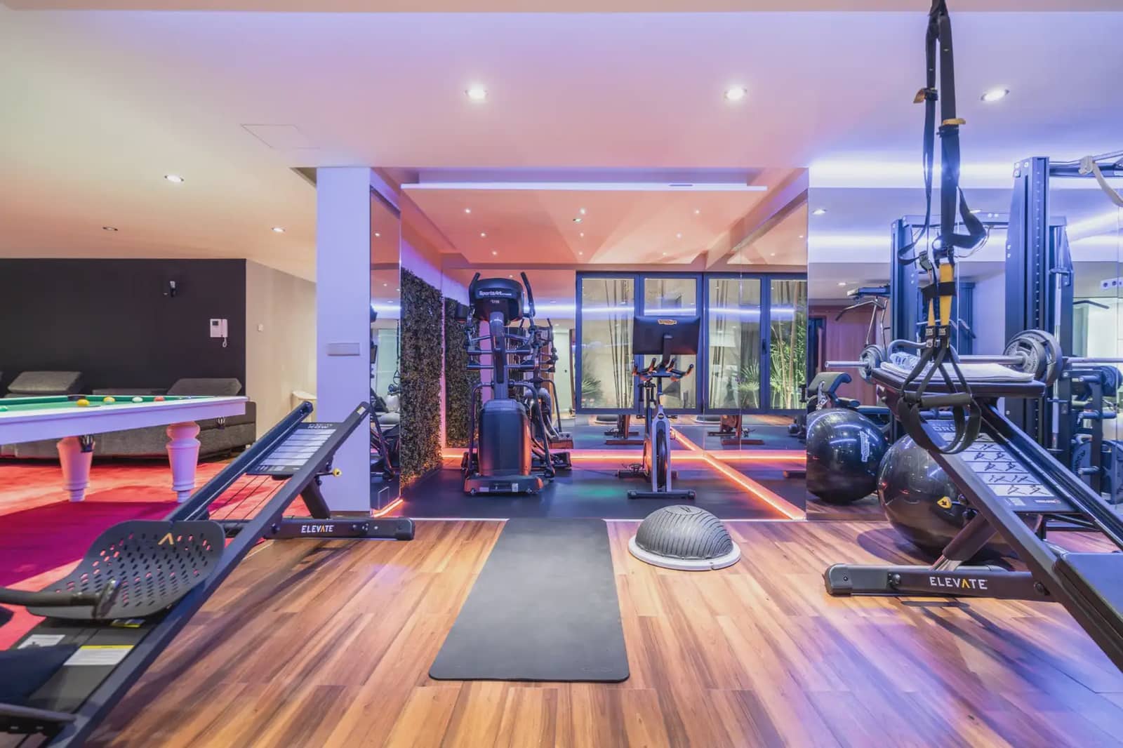 6 Zimmer Villa zu verkaufen in Villaviciosa de Odon mit Pool Garage - 3.000.000 € (Ref: 9809416)