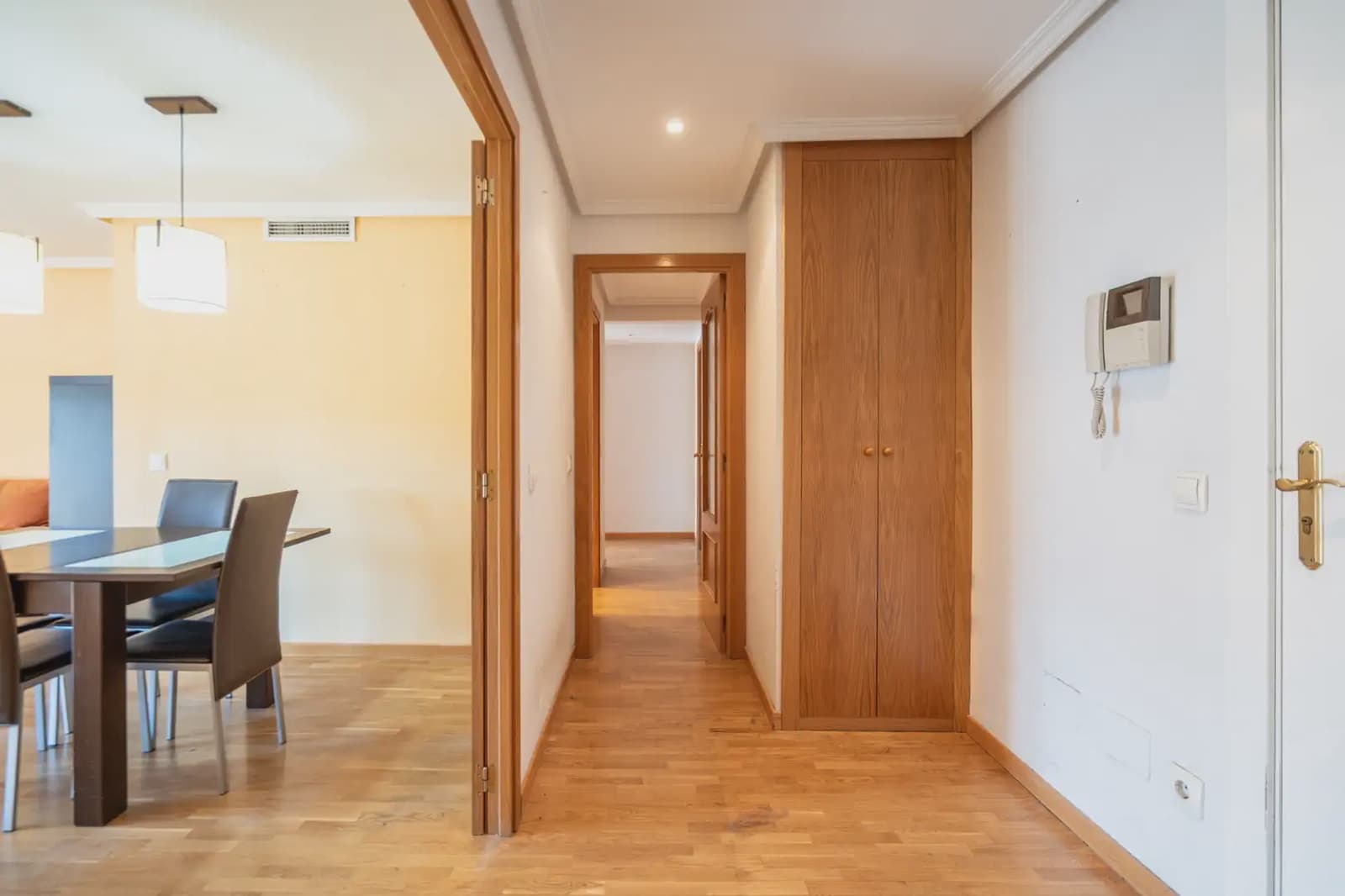 3 Zimmer Wohnung zu verkaufen in Las Rozas de Madrid mit Pool - 660.000 € (Ref: 9815209)