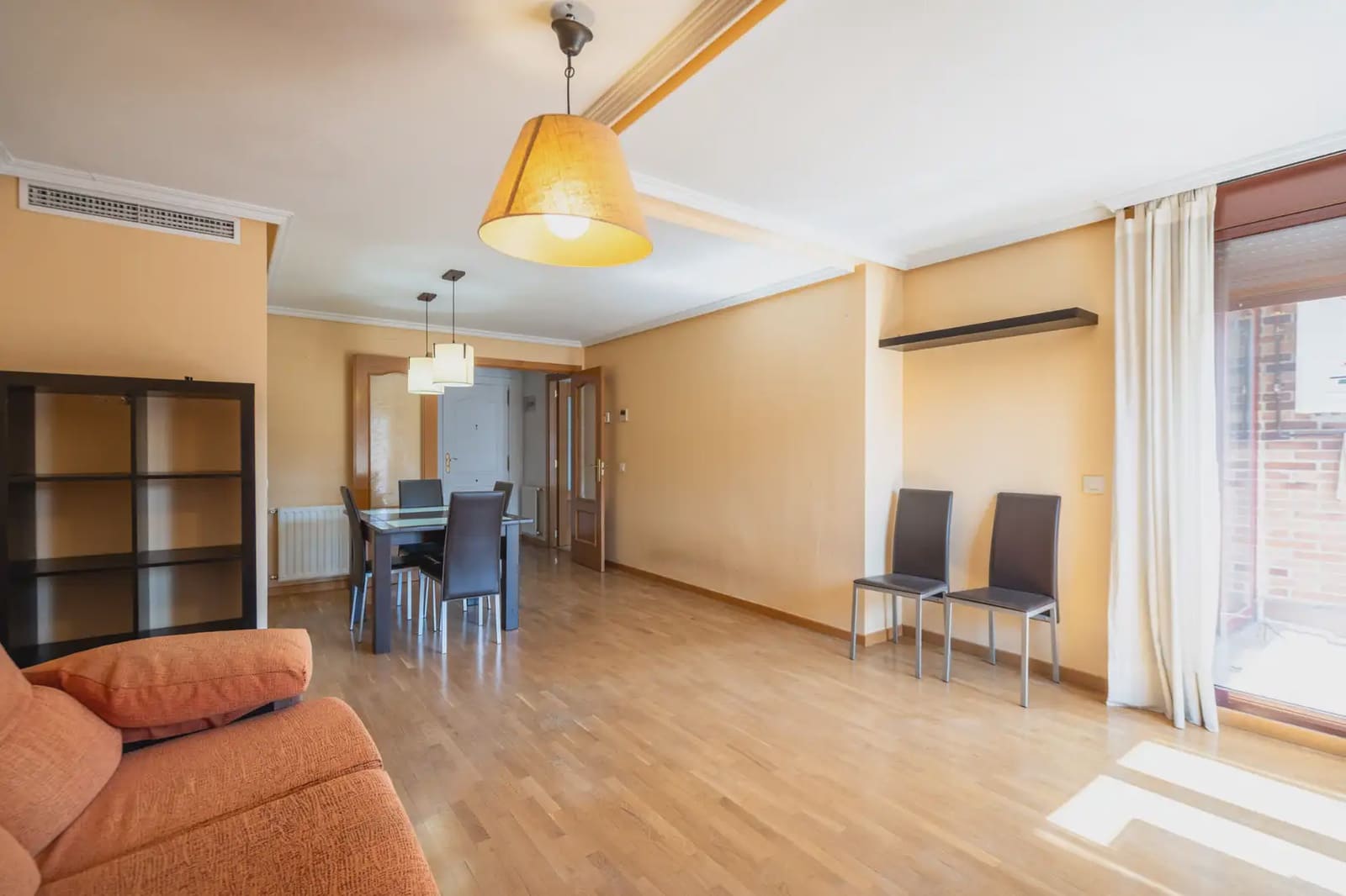 3 Zimmer Wohnung zu verkaufen in Las Rozas de Madrid mit Pool - 660.000 € (Ref: 9815209)