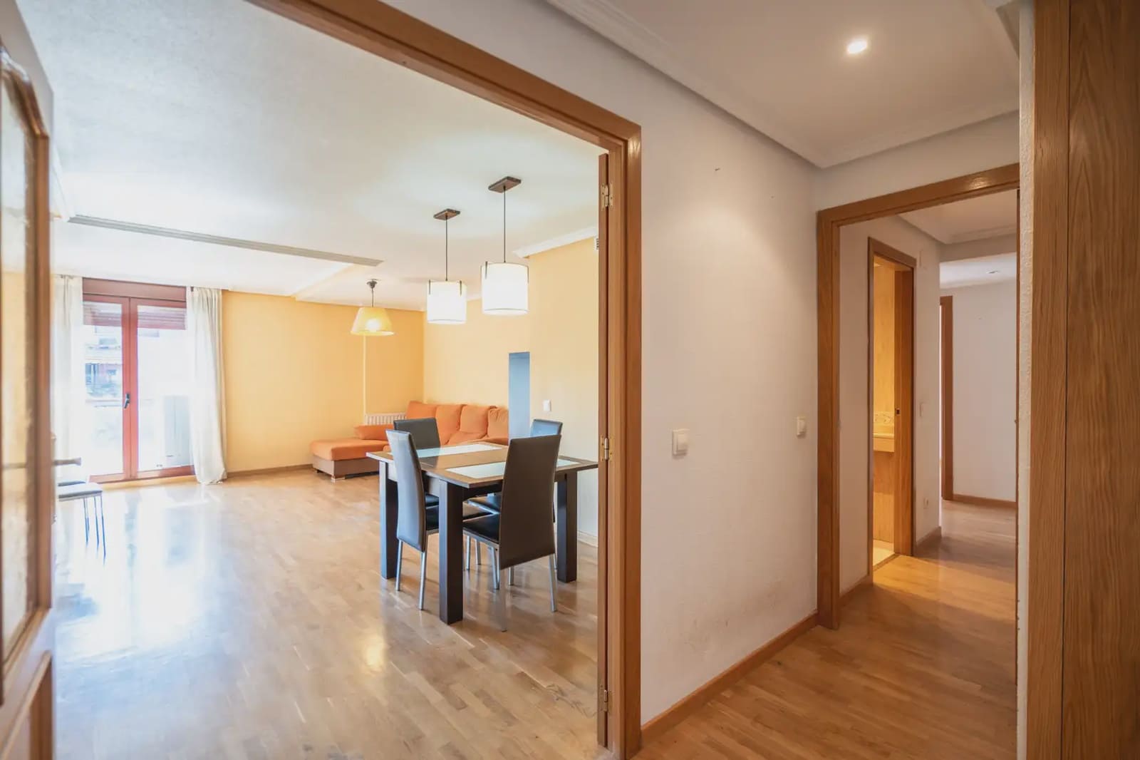 3 Zimmer Wohnung zu verkaufen in Las Rozas de Madrid mit Pool - 660.000 € (Ref: 9815209)