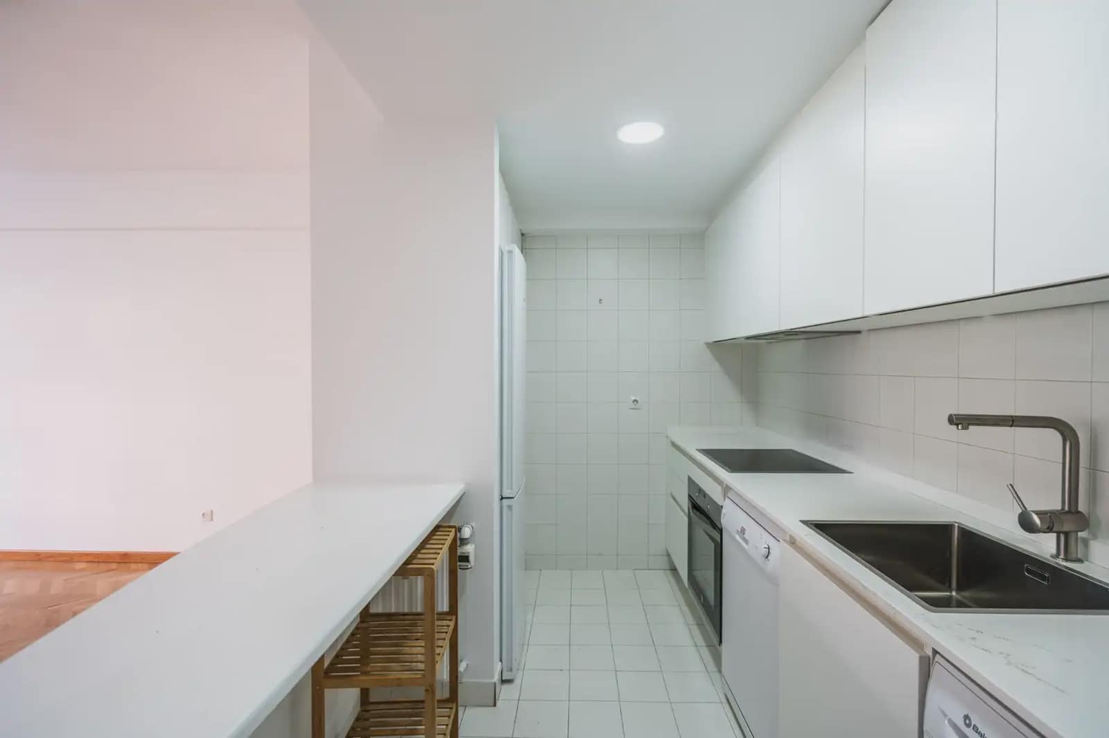 2 bedroom Flat for rent in Madrid city - € 2,100 (Ref: 9821681)