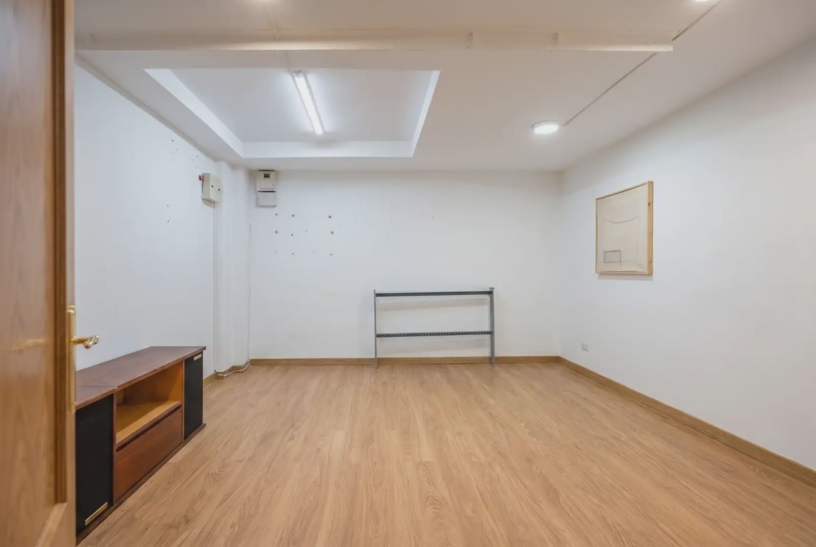 Commercial for sale in Torrelodones - € 360,000 (Ref: 9827522)