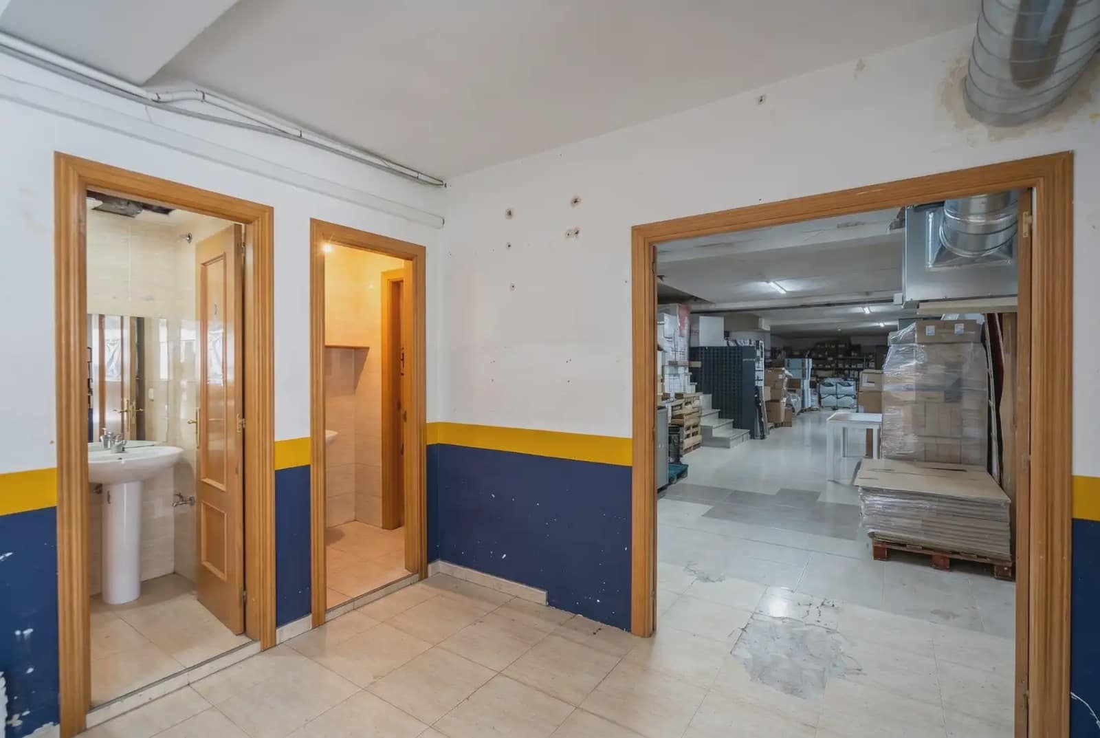 Commercial for sale in Torrelodones - € 360,000 (Ref: 9827522)