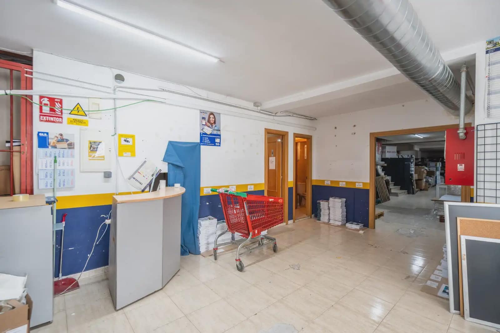 Commercial for sale in Torrelodones - € 360,000 (Ref: 9827522)