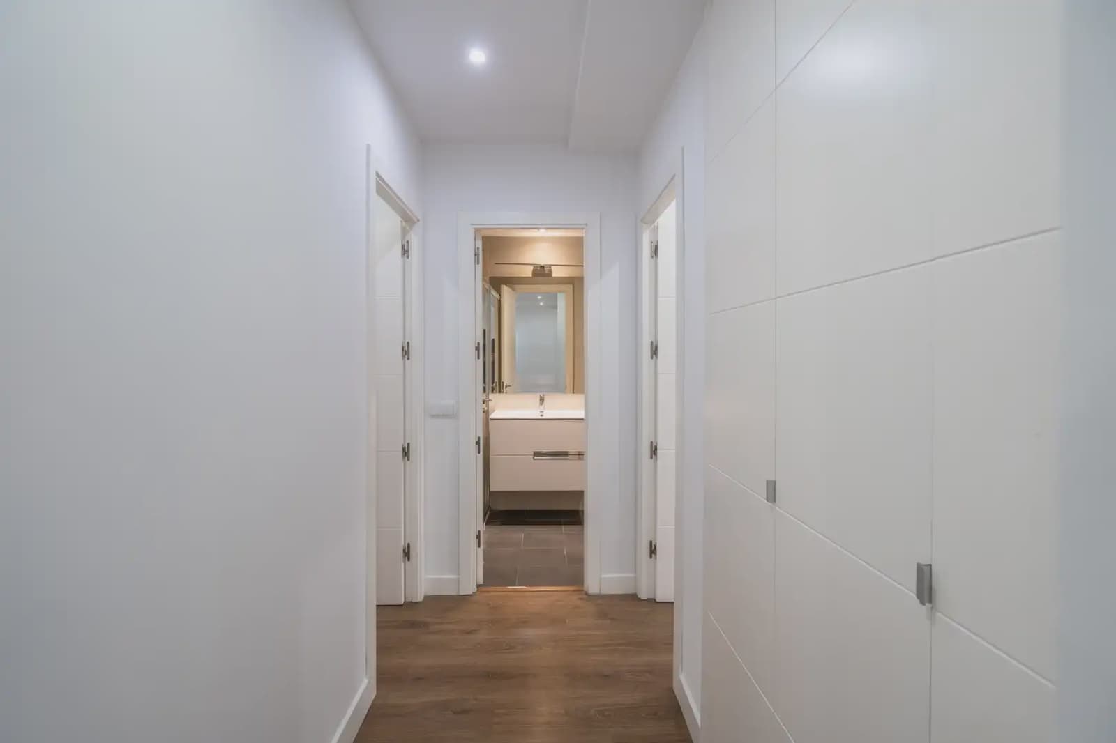Appartement de 3 chambres à louer à Madrid ville avec garage - 3 500 € (Ref: 9828026)