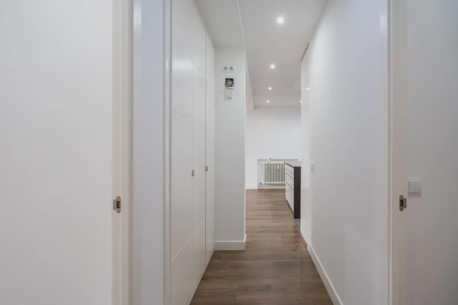 Appartement de 3 chambres à louer à Madrid ville avec garage - 3 500 € (Ref: 9828026)