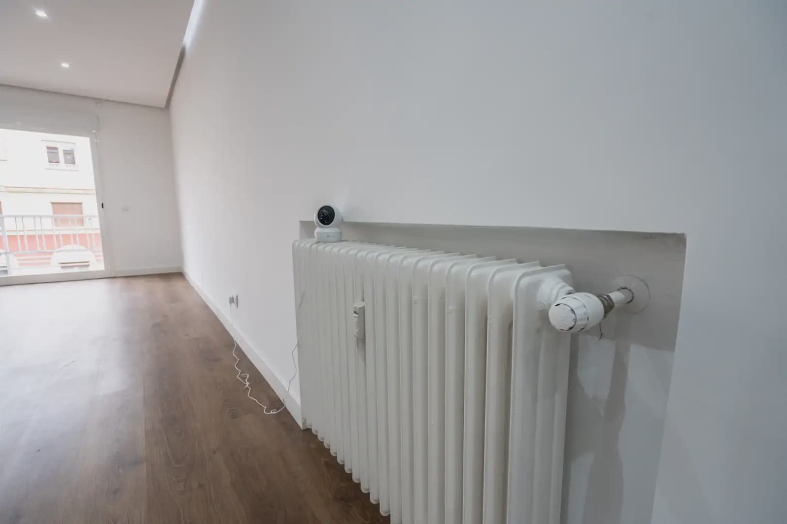 Appartement de 3 chambres à louer à Madrid ville avec garage - 3 500 € (Ref: 9828026)